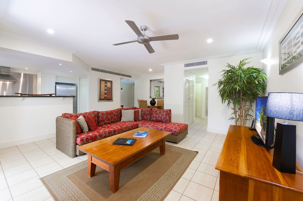 Mandalay Luxury Beachfront Apartments Deals & Reviews (Port Douglas