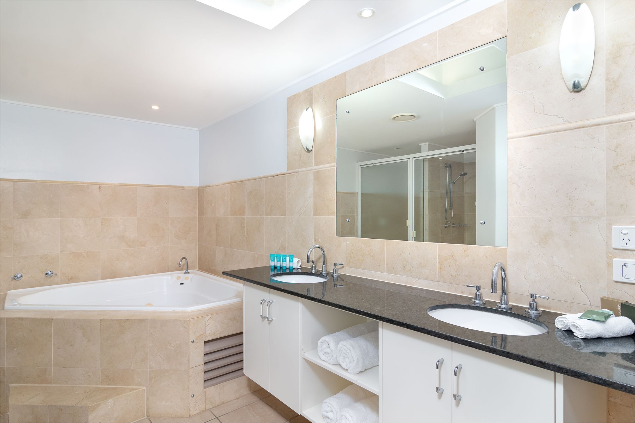 Mandalay Luxury Beachfront Apartments