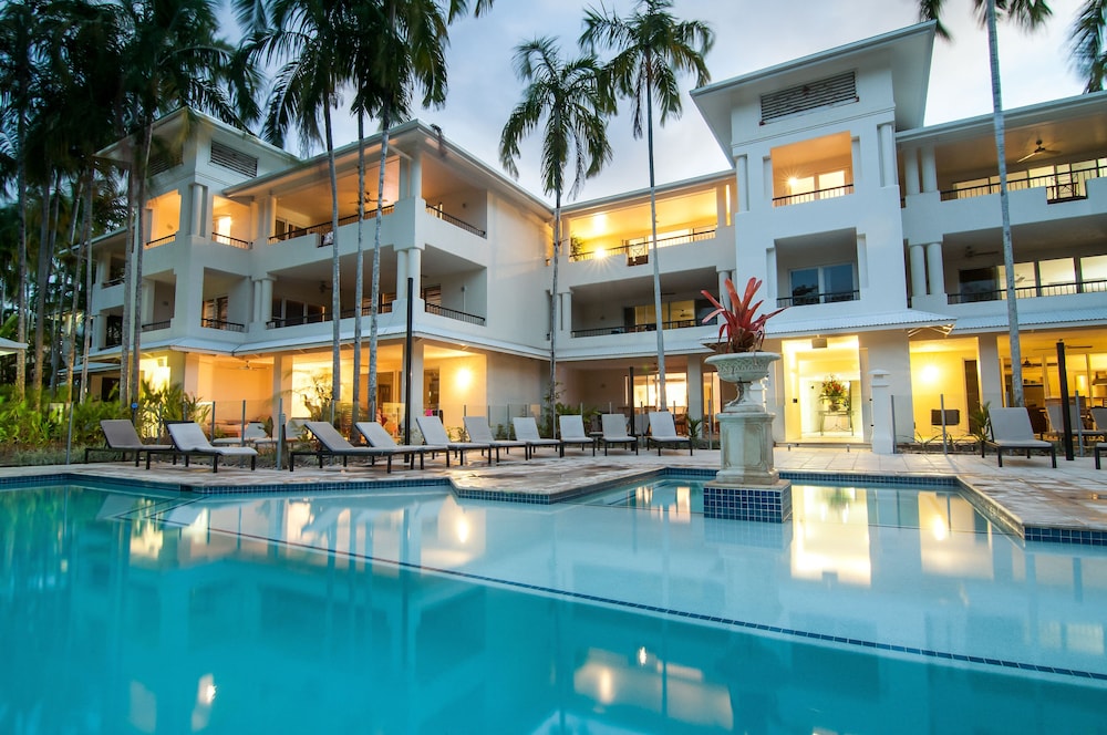 Mandalay Luxury Beachfront Apartments In Port Douglas Hotel Rates Mandalay Luxury Beachfront Apartments