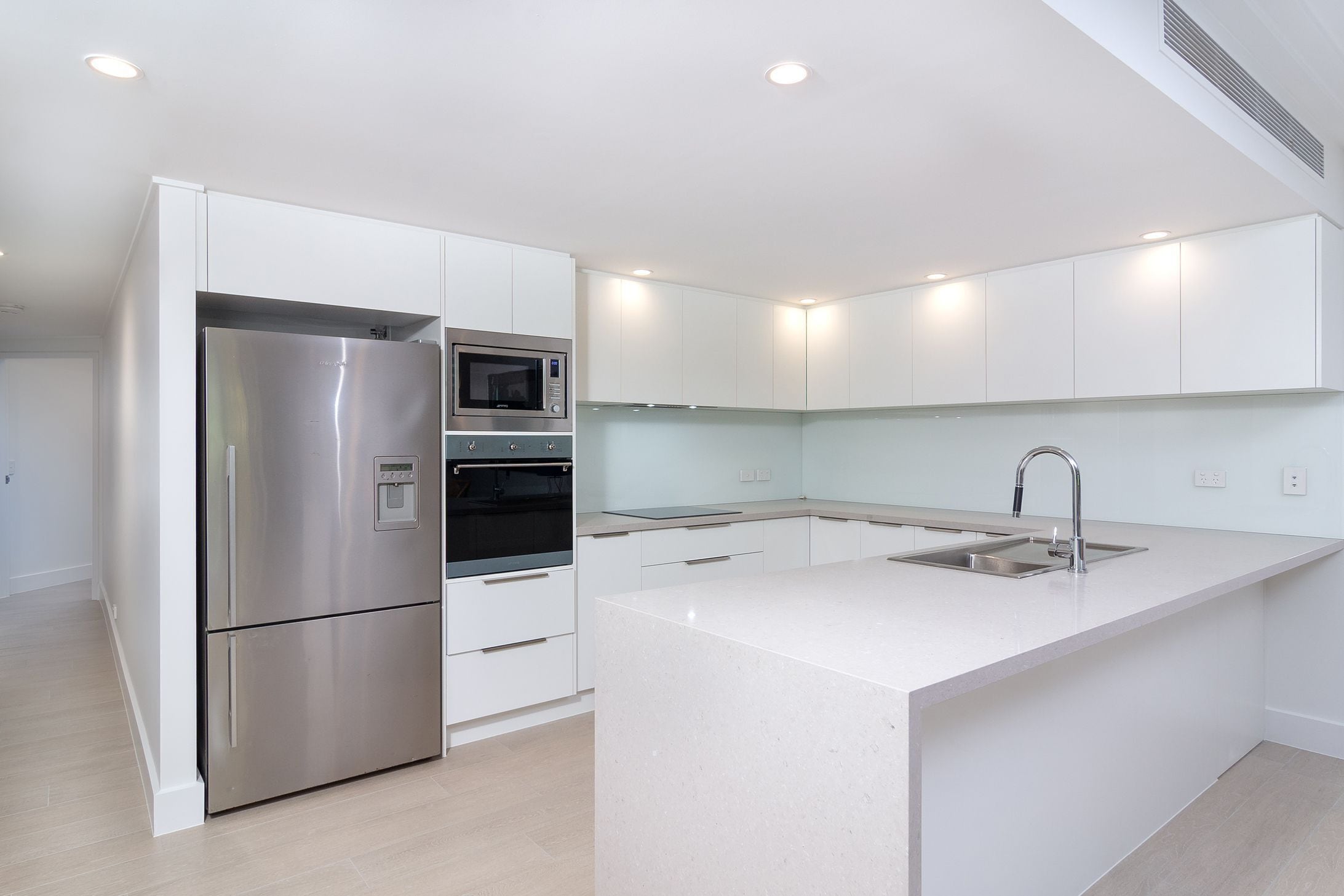 Mandalay Luxury Beachfront Apartments