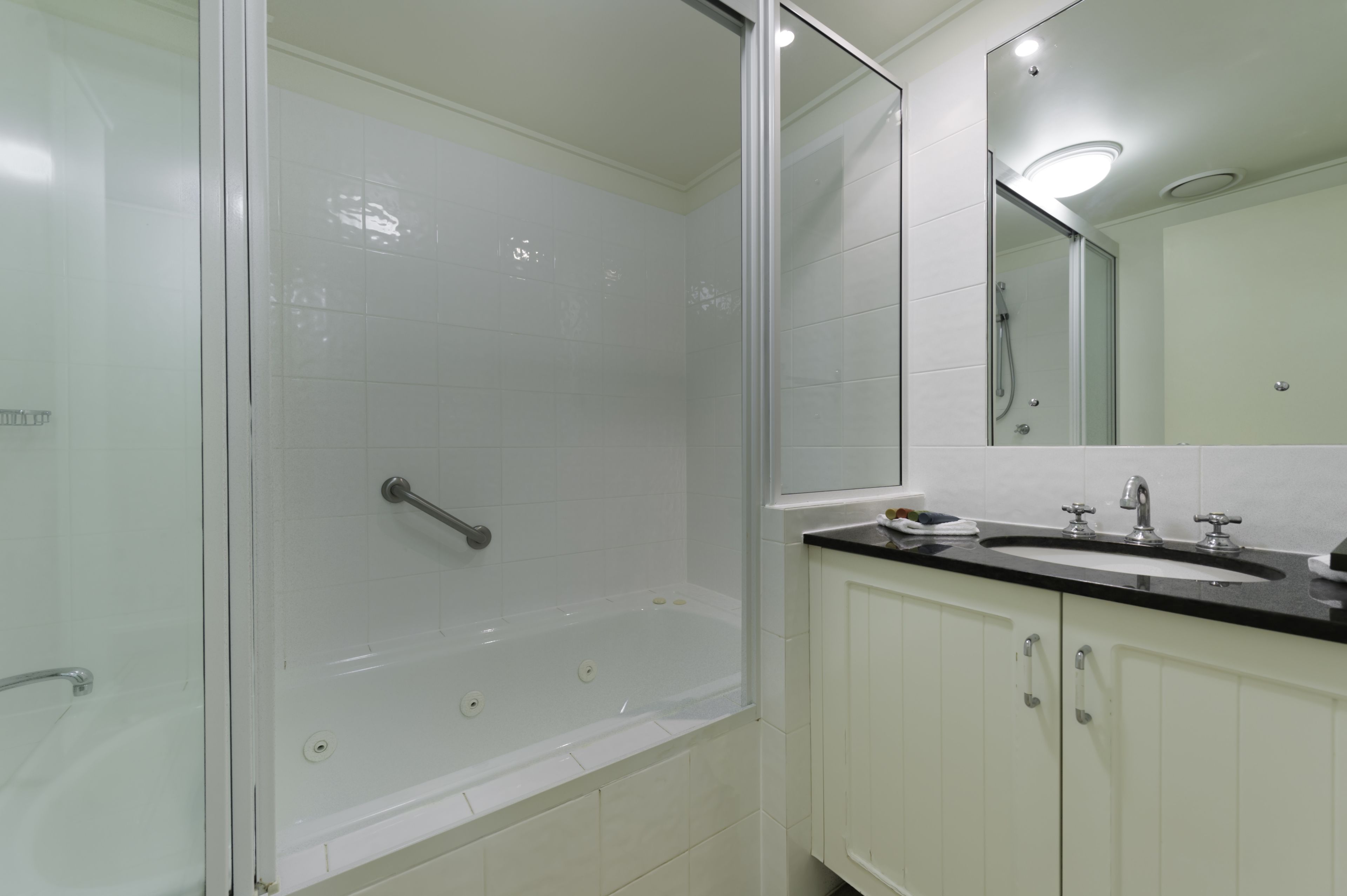 Mandalay Luxury Beachfront Apartments