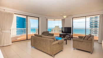 Aegean Apartments Deals Reviews Gold Coast Aus Wotif