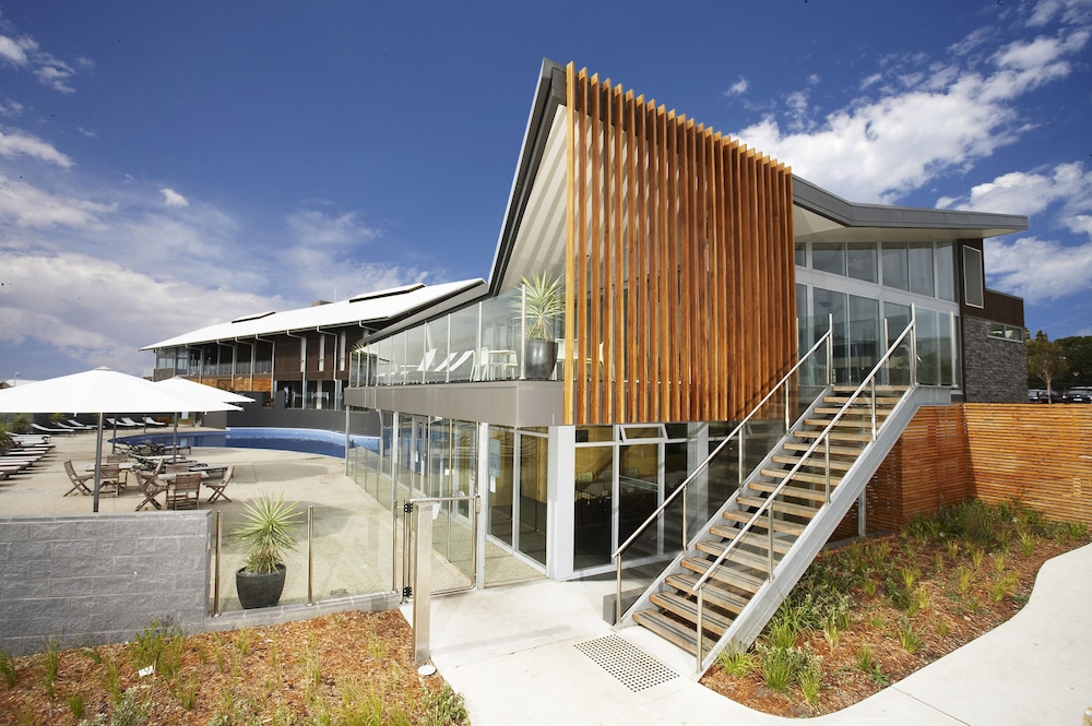 Top 8 Luxury Resorts In Victoria, Australia Trip101