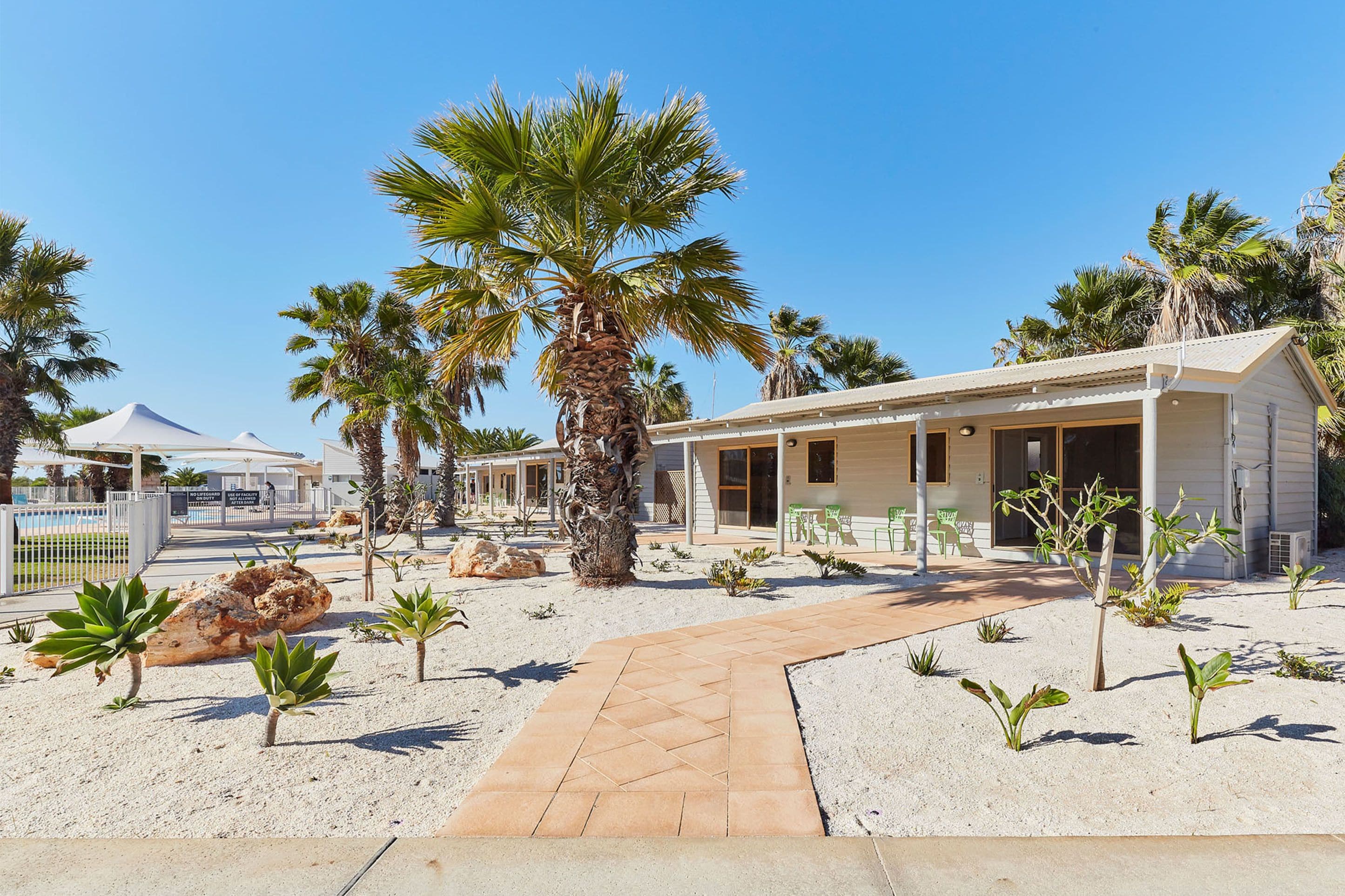 RAC Monkey Mia Dolphin Resort