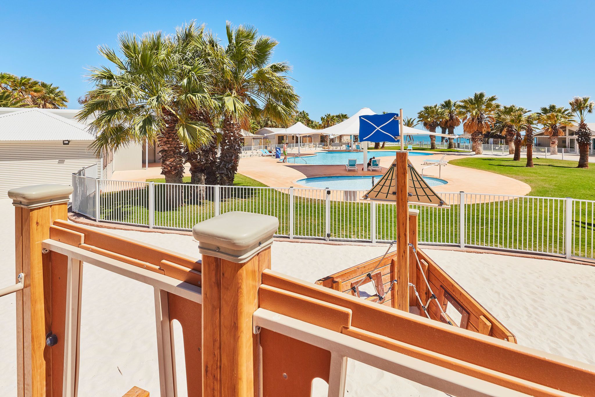 RAC Monkey Mia Dolphin Resort