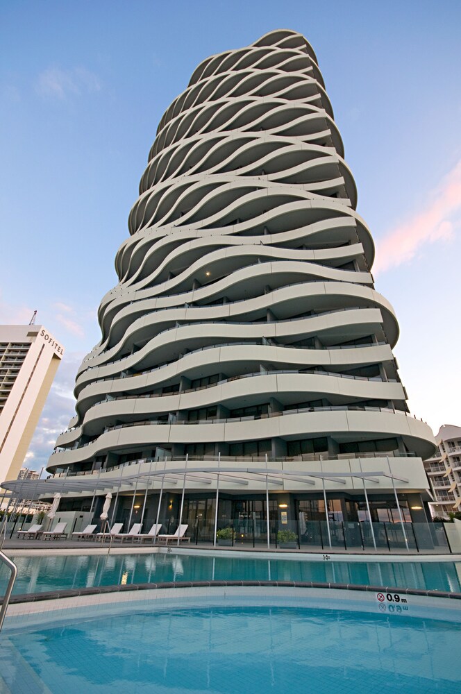 The Wave Resort Deals Reviews Gold Coast Aus Wotif Currently Selected Item