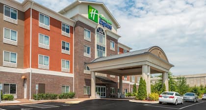 Holiday Inn Express Hotel and Suites Statesville, an IHG Hotel