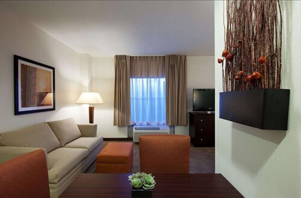 Homewood Suites by Hilton St Louis - Galleria