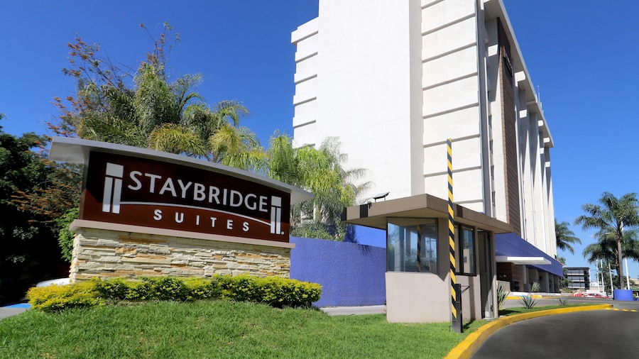 Staybridge Suites Guadalajara Expo