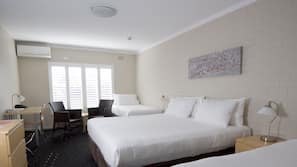 Premium bedding, desk, iron/ironing board, free cots/infant beds