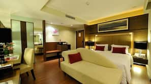 In-room safe, iron/ironing board, free WiFi, linens