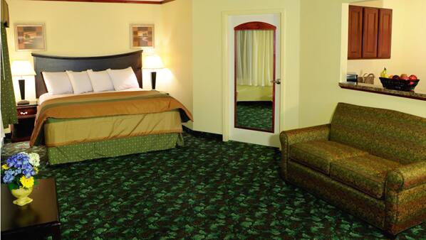 Executive Inn & Suites Park Avenue in Leonardtown, MD | Expedia
