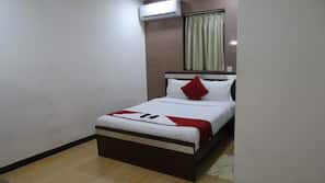 In-room safe, desk, rollaway beds, free WiFi