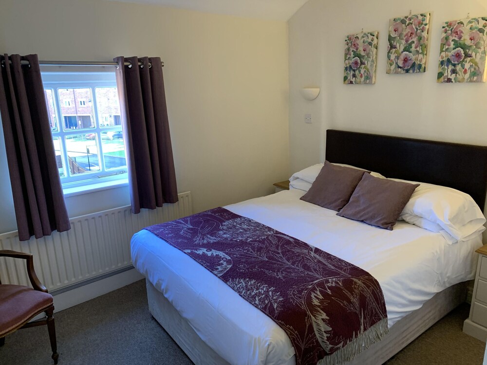 Abbots Mead Hotel Reviews, Photos & Rates