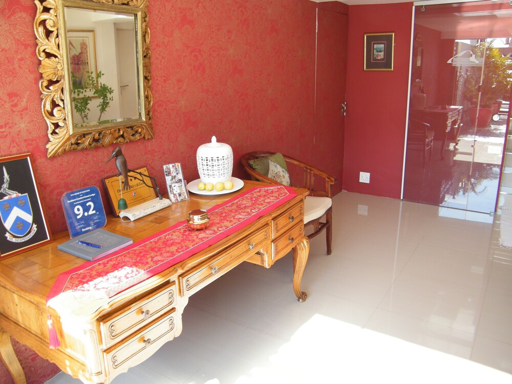 Southern Comfort Guest Lodge Cape Town Zaf Best Price Guarantee