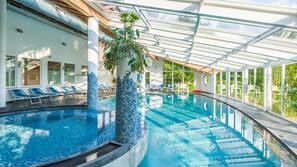Piscine couverte