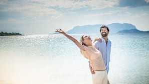 Sulla spiaggia, sabbia bianca, snorkeling
