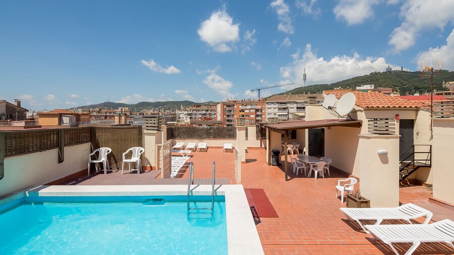 Aparthotel Bertran
