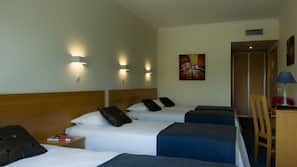 Blackout drapes, soundproofing, free WiFi, linens