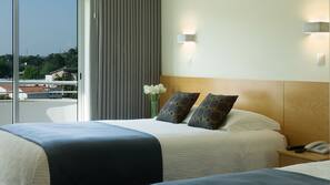 Blackout drapes, soundproofing, free WiFi, linens