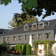 Top Hotels In Baitz From 90 Free Cancellation On Select Hotels Expedia