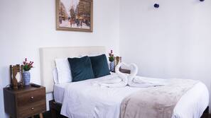Laptop workspace, free WiFi, linens