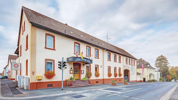 Single travel seligenstadt