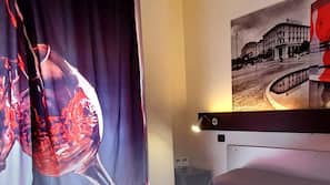Minibar, una cassaforte in camera, una scrivania, insonorizzazione