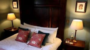 Iron/ironing board, free WiFi, linens