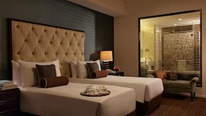 In-room safe, desk, iron/ironing board, free WiFi
