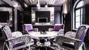 Minibar, in-room safe, soundproofing, iron/ironing board