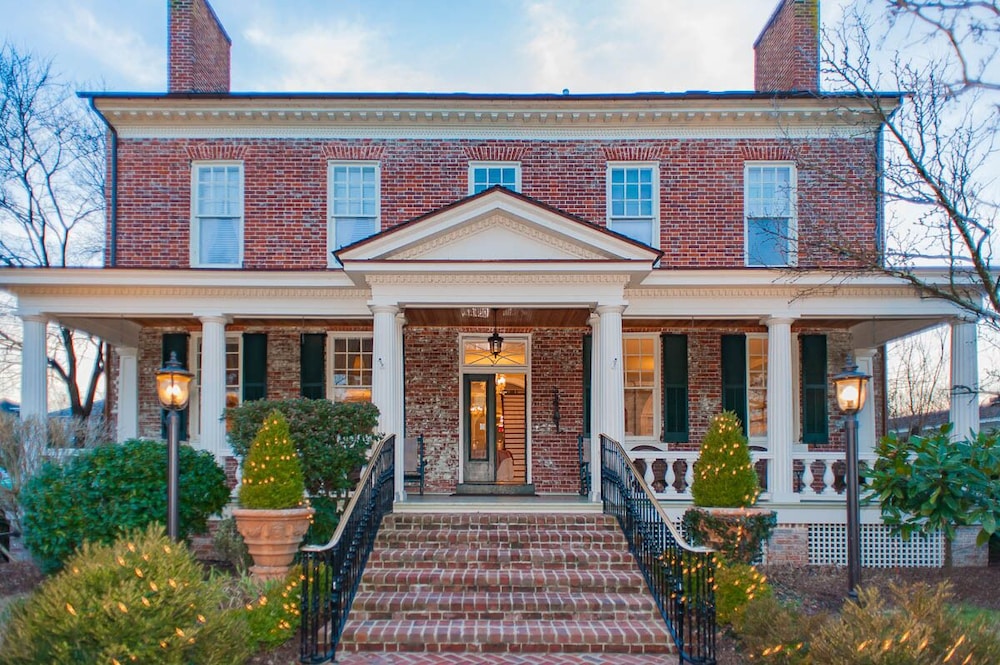 6 Best Historic Hotels In Fredericksburg, Virginia Trip101