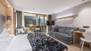 In-room safe, desk, blackout drapes, free WiFi