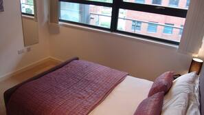 Premium bedding, iron/ironing board, free WiFi, linens