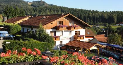 Ferien- und Aktivhotel Zum Arber