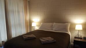 In-room safe, iron/ironing board, free WiFi, linens