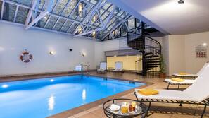 Piscine couverte