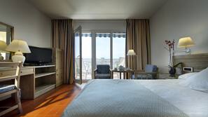 1 bedroom, Select Comfort beds, minibar, in-room safe
