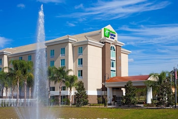 Holiday Inn Express Hotel & Suites Orlando - Apopka
