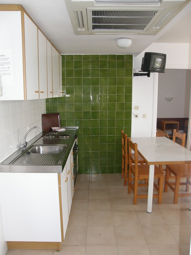 Photo - Apartamentos Miami