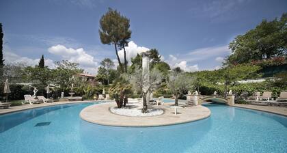 Hotel Les Messugues