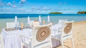 Private beach, free beach cabanas, sun-loungers, beach umbrellas