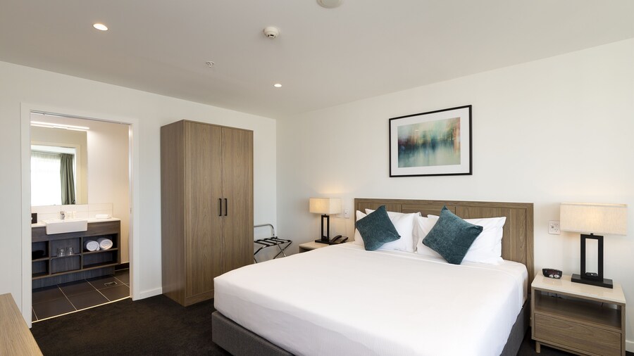 Nesuto Stadium Hotel and Apartments