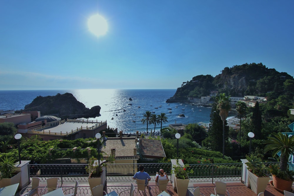 Hotel Baia Azzurra In Taormina Coast Italy Expedia