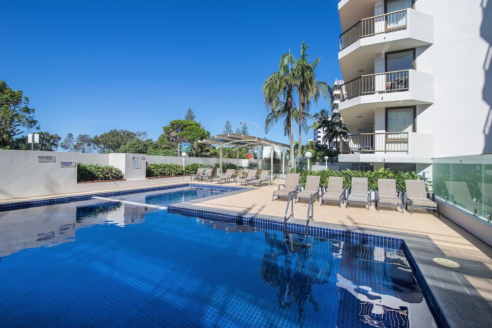 last minute deals sunshine coast accommodation