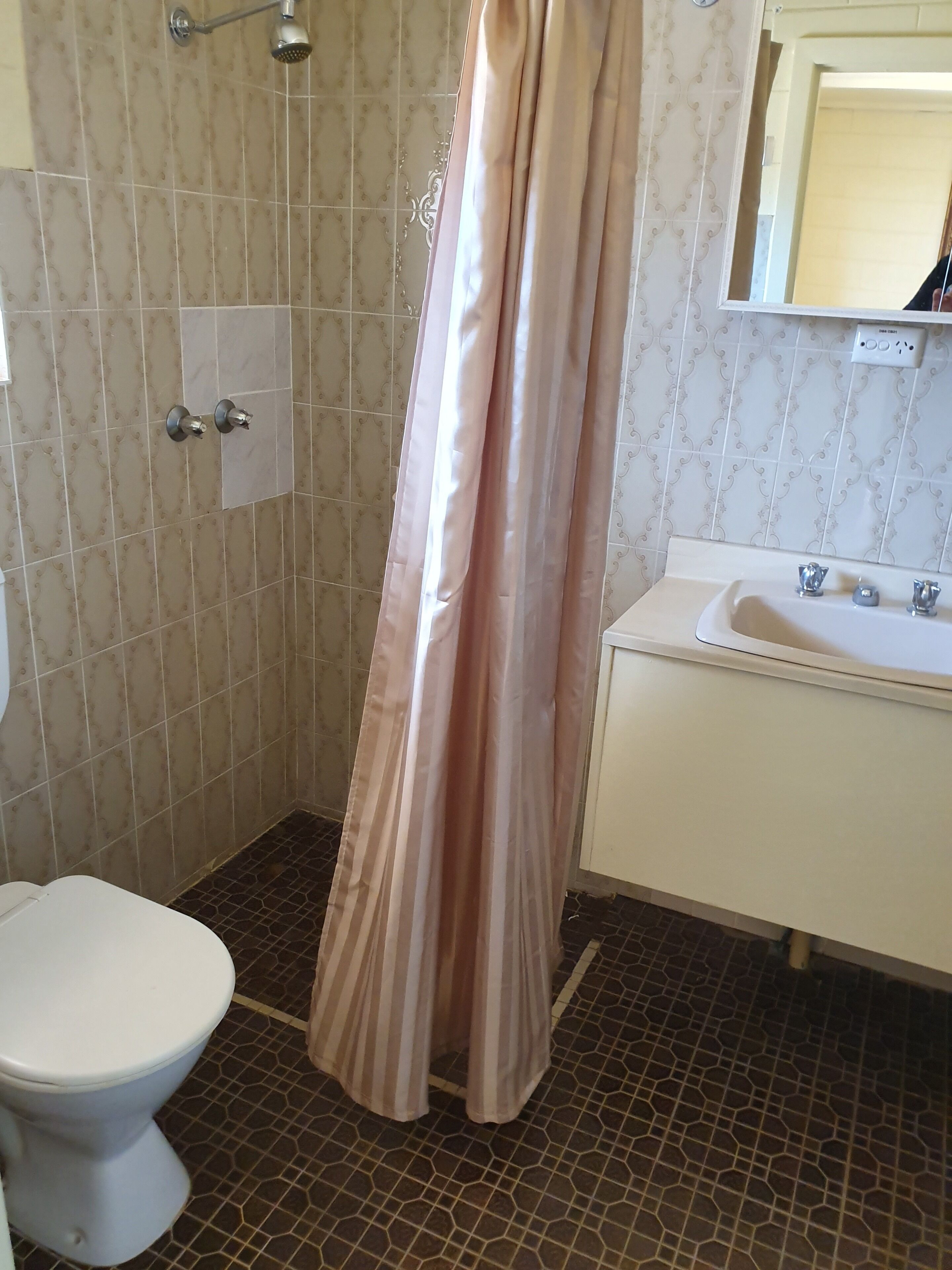 Opal Inn Hotel Motel