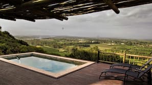 2 outdoor pools, pool umbrellas, pool loungers