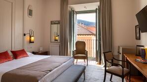 1 bedroom, minibar, in-room safe, desk