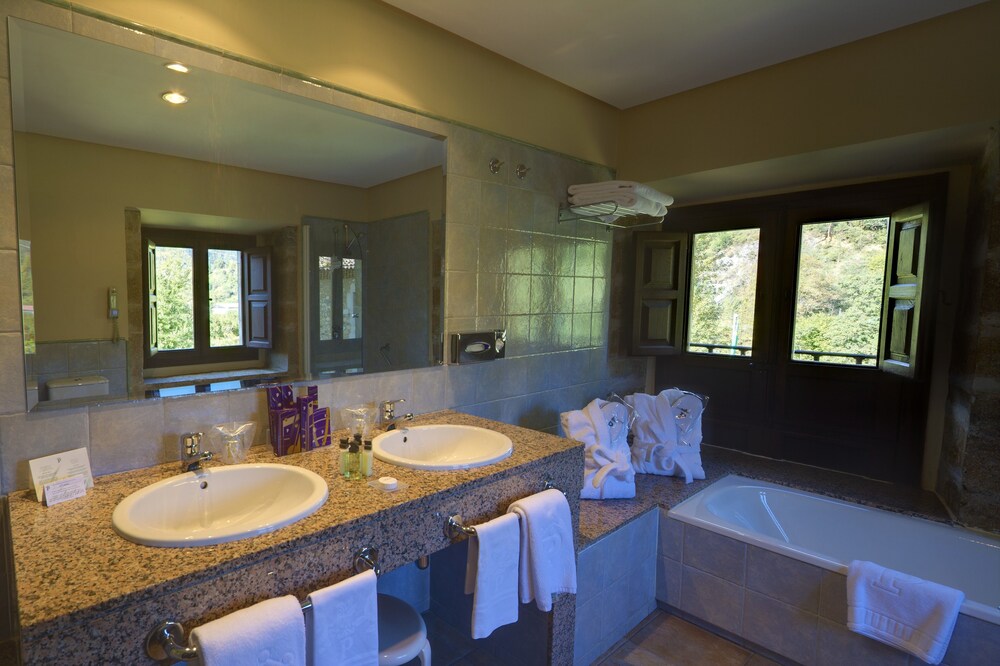 Parador De Cangas De Onis in Cangas de Onis Best Rates & Deals on Orbitz