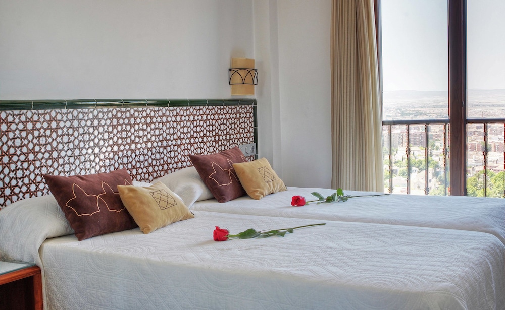 Imagen de Hotel con encanto Granada  Arabeluj Web Oficial (7 de 13)